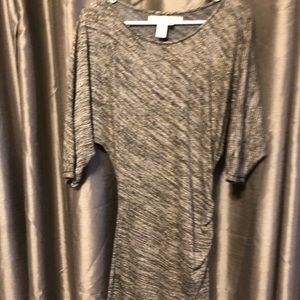 Max Studio Women’s Shimmery Dress!!